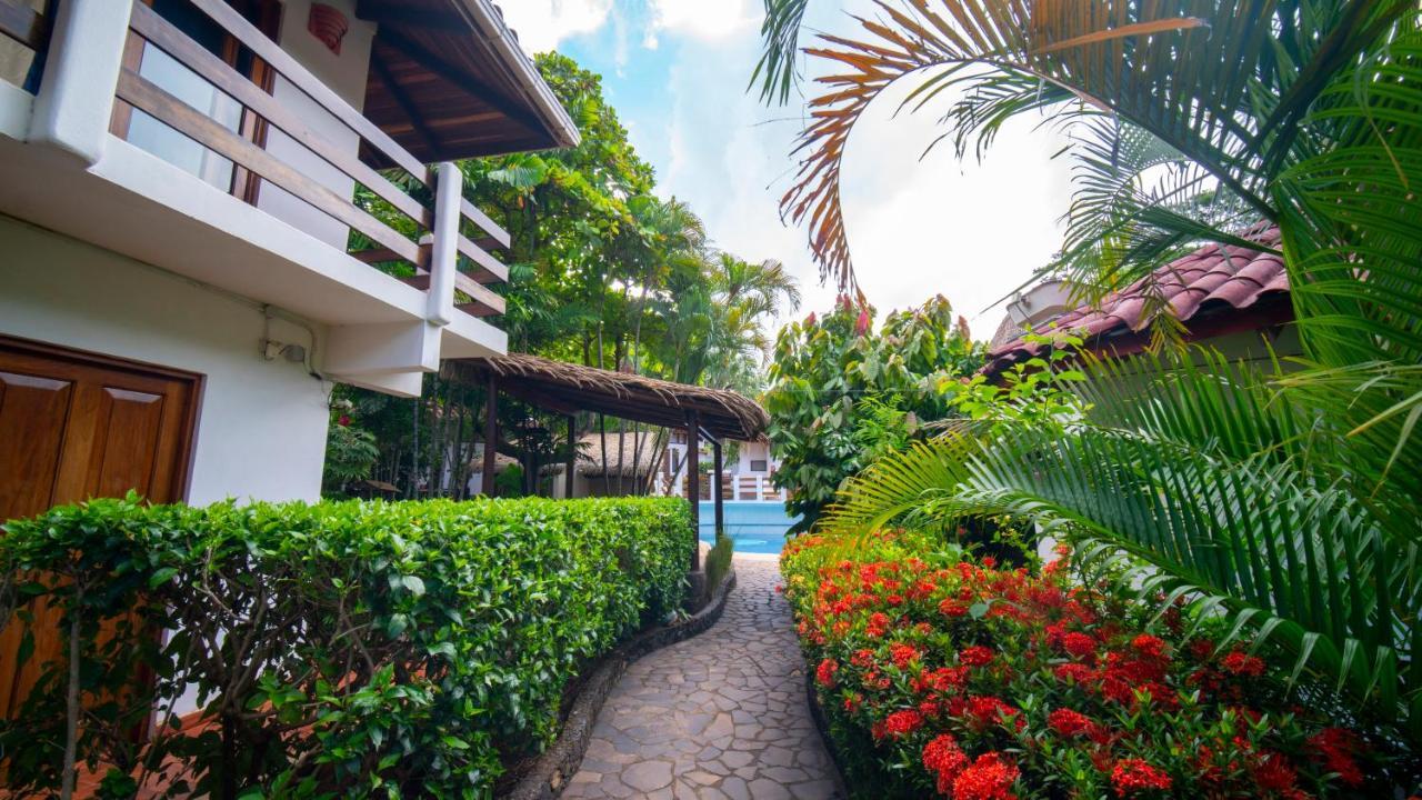 Hotel Luna Llena Тамариндо Экстерьер фото